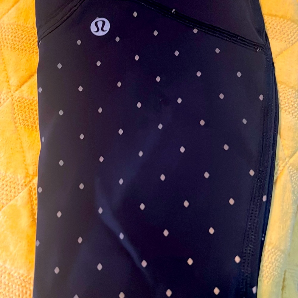 COPY - Lululemon mid-rise leggings